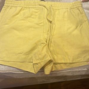 4” linen summer shorts!